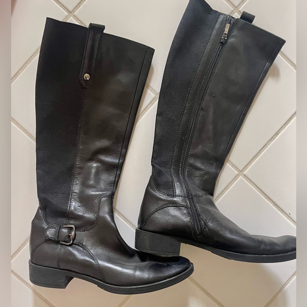 Geox Tall Boots Black Leather/Elastic size 9/39. Good condition 👍